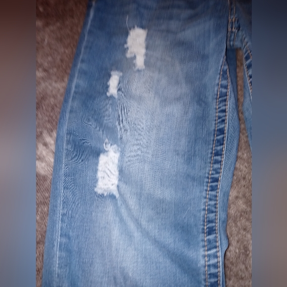 Maurices jeans - Picture 2 of 5